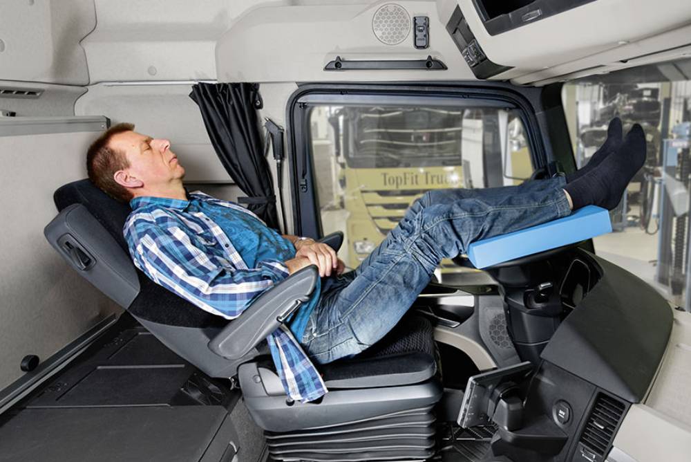 Truck At Night Take A Good Nap