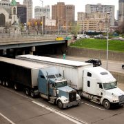 Defensive driving for truckers – TOP 7 tips